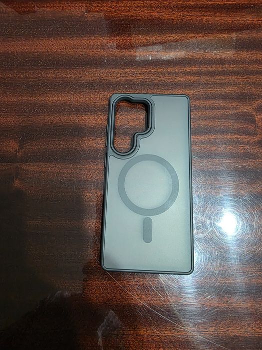 Продам чехол новый на самсунг  s 25 ultra, за 1500 тенге.