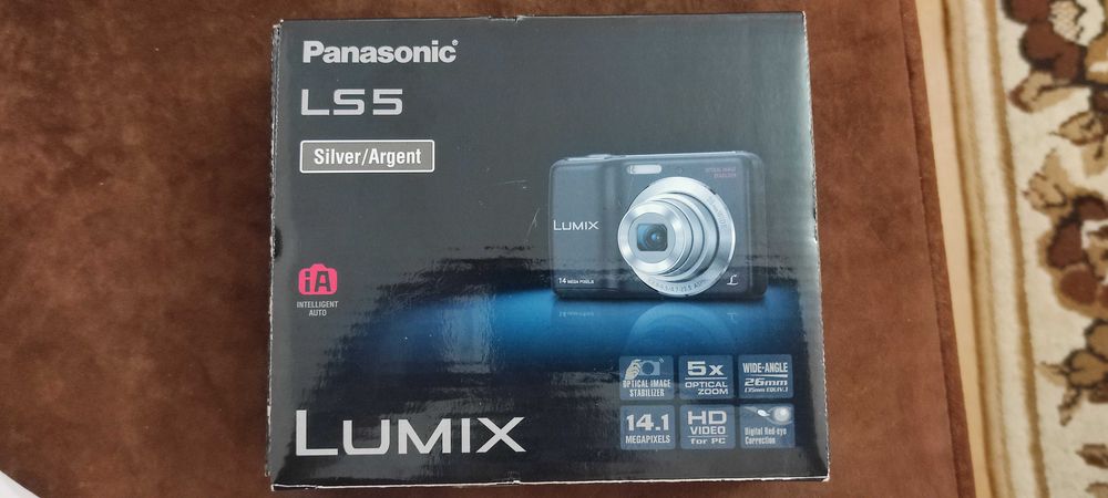 Panasonic LS5 Lumix