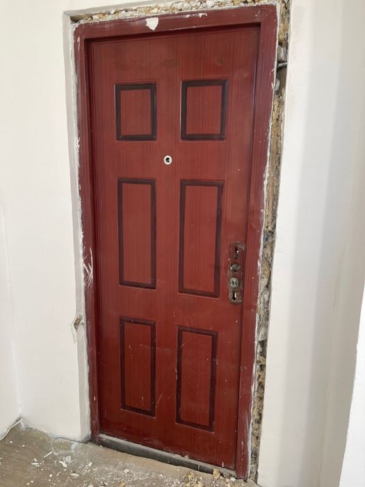 Продам окна , двери