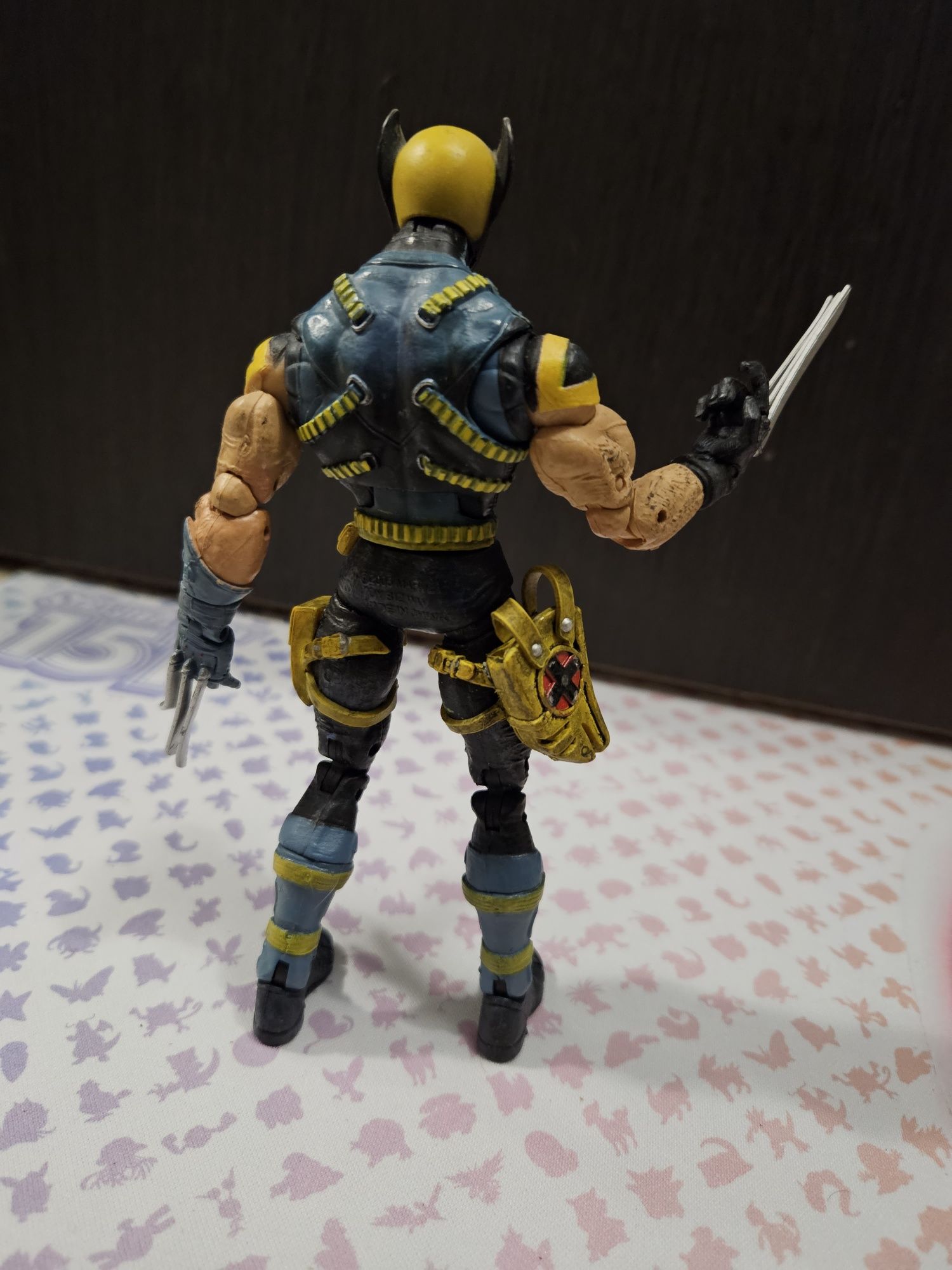 Figurina Marvel Wolverine Echipat