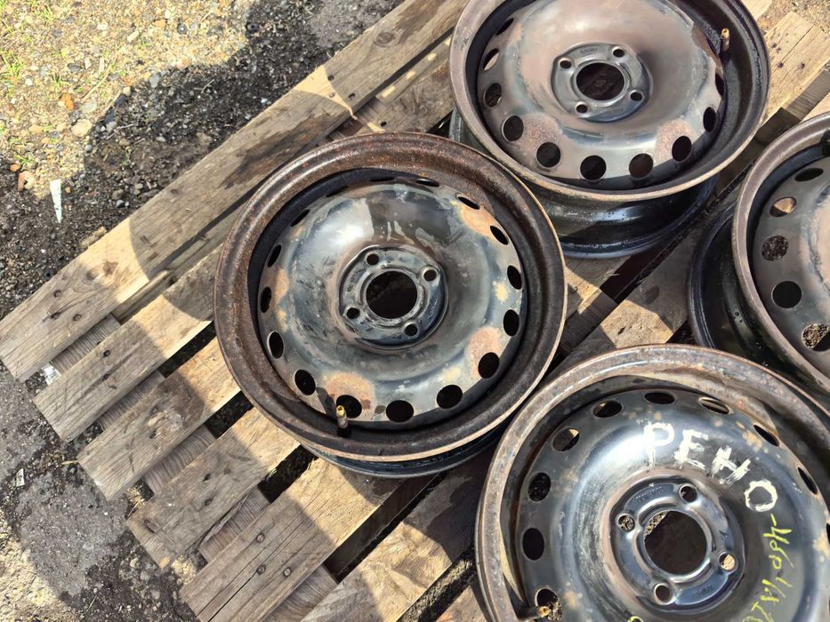 14 цола 4 х 100 мм Рено / Нисан / Дачия - 5,5 Инча / ЕТ 36