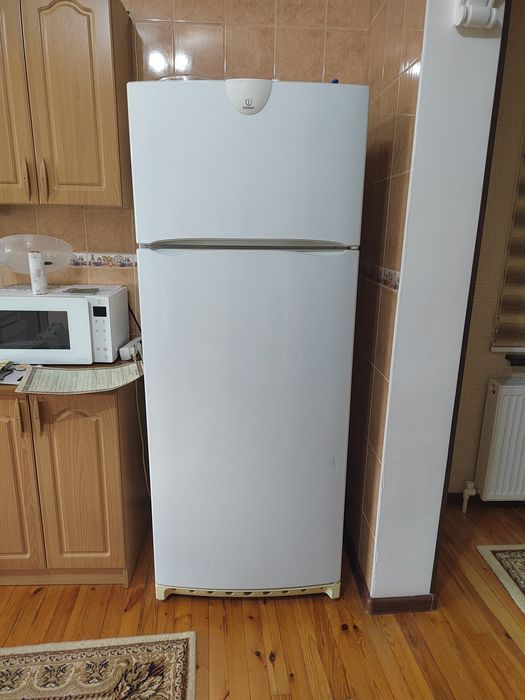 Xolodilnik indesit