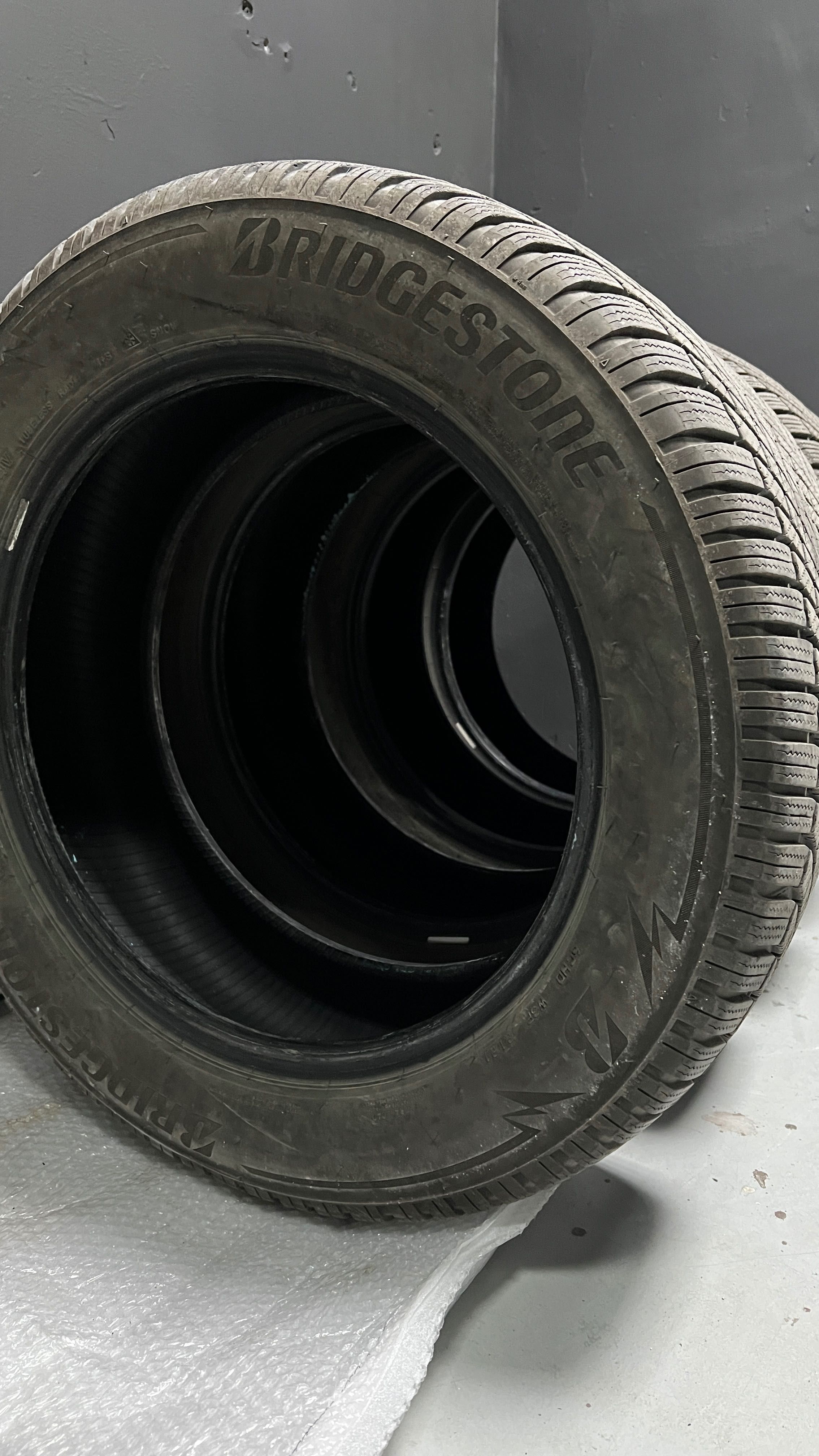 Зимни гуми Bridgestone Blizzak LM005 225/60 R18