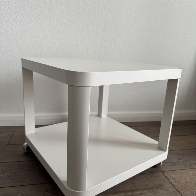 Стол Икеа Ikea Тингби журнальный на колесиках приставной