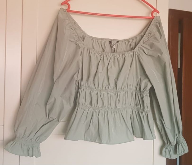 Bluza din balon, marca ZARA marime 42-44 L, verde-deschis/fistic, NOUA