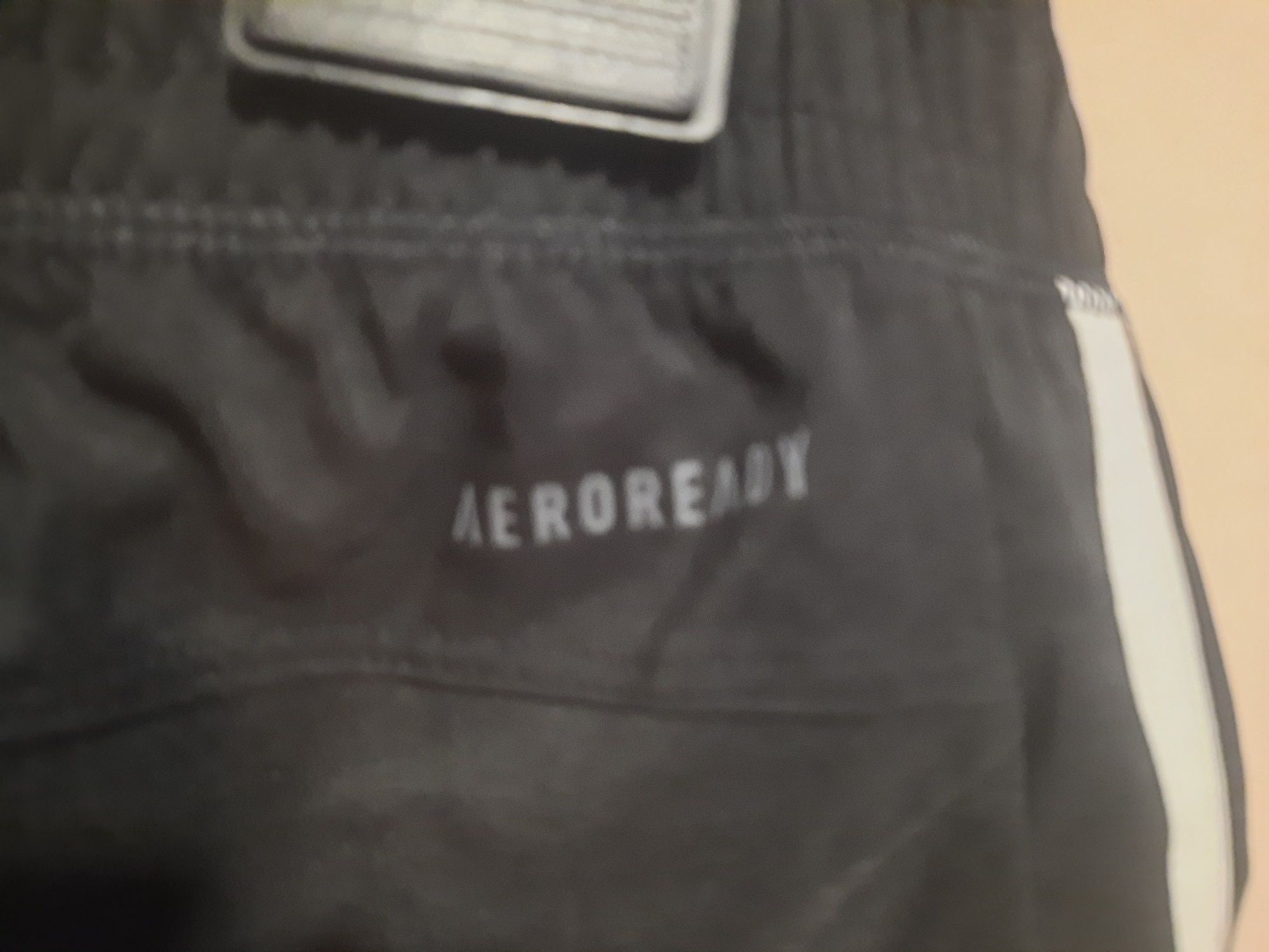Къси панталони Adidas р-р L
