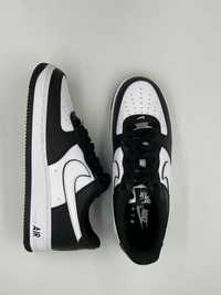Nike Air Force 1 panda