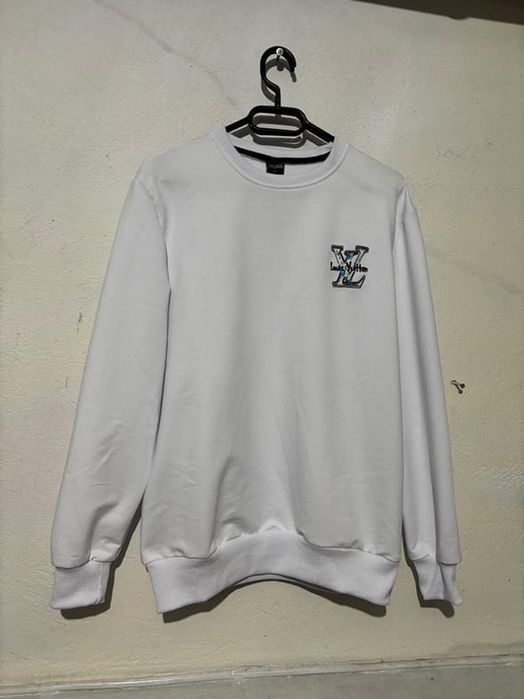 Louis vuitton бяла дълга елегантна блуза