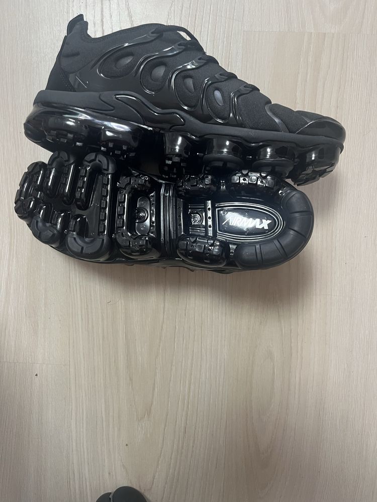nike vapor max  черен цвят