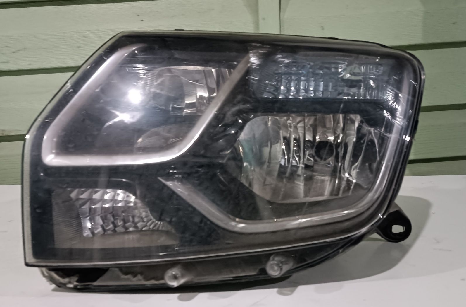 Фара (LED) левая Рено Дастер Renault Duster 2015
Оригинальный