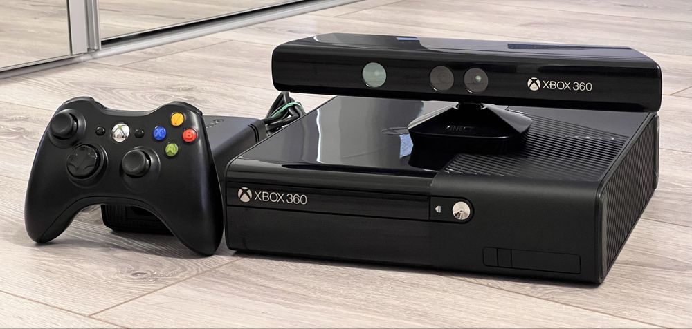 216 JOCURI - Consola Microsoft XBOX 360 SLIM E 1TB KINECT MODAT RGH3