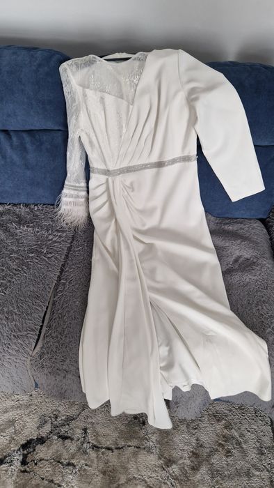 Продам шикарное платье для мамы невесты или жениха