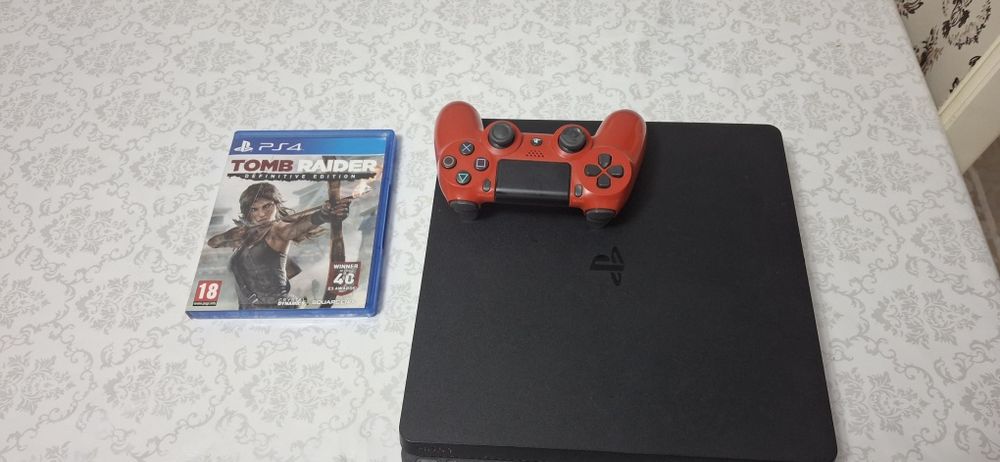 Продам пс4 с 14 играми