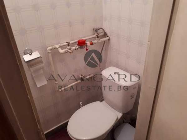 Продава се Тристаен апартамент в Пловдив, Кючук Париж - 82 кв.м за 1220 €/кв.м - Снимка #12