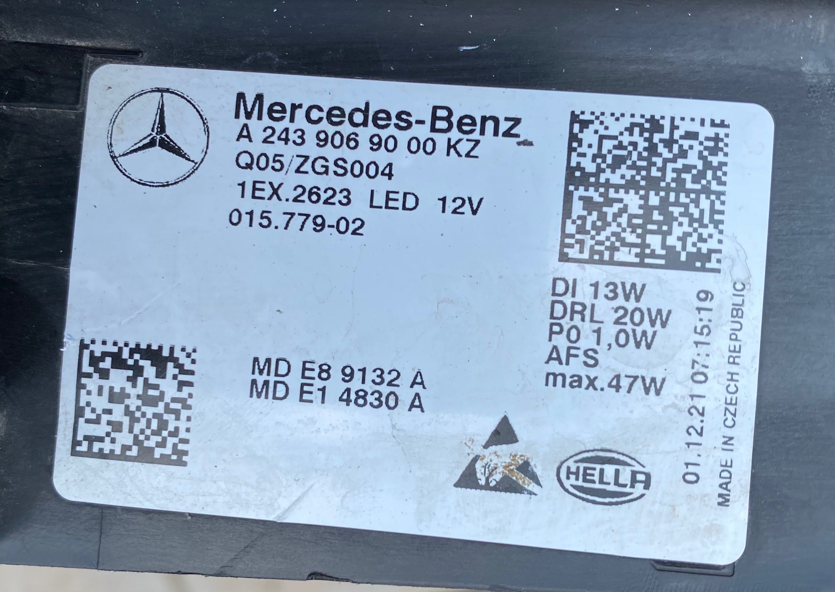 Фар far десен фарове за Мерцедес Mercedes EQA EQB W243