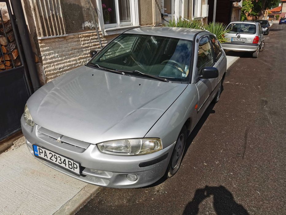 Мицубиши колт 1.3