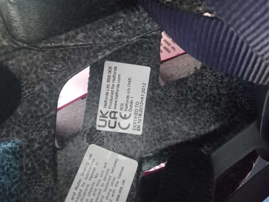 Casca Protectie Bicicleta,Skabord,Tricicleta etc marime M , UK NOUA !