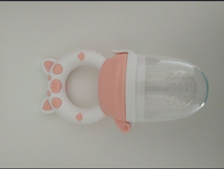 Suzeta pentru fructe bebeluși