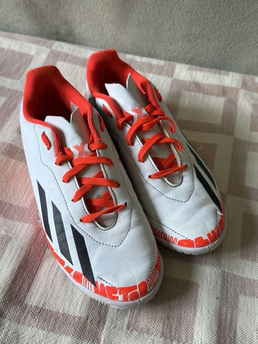 Футболни обувки Adidas