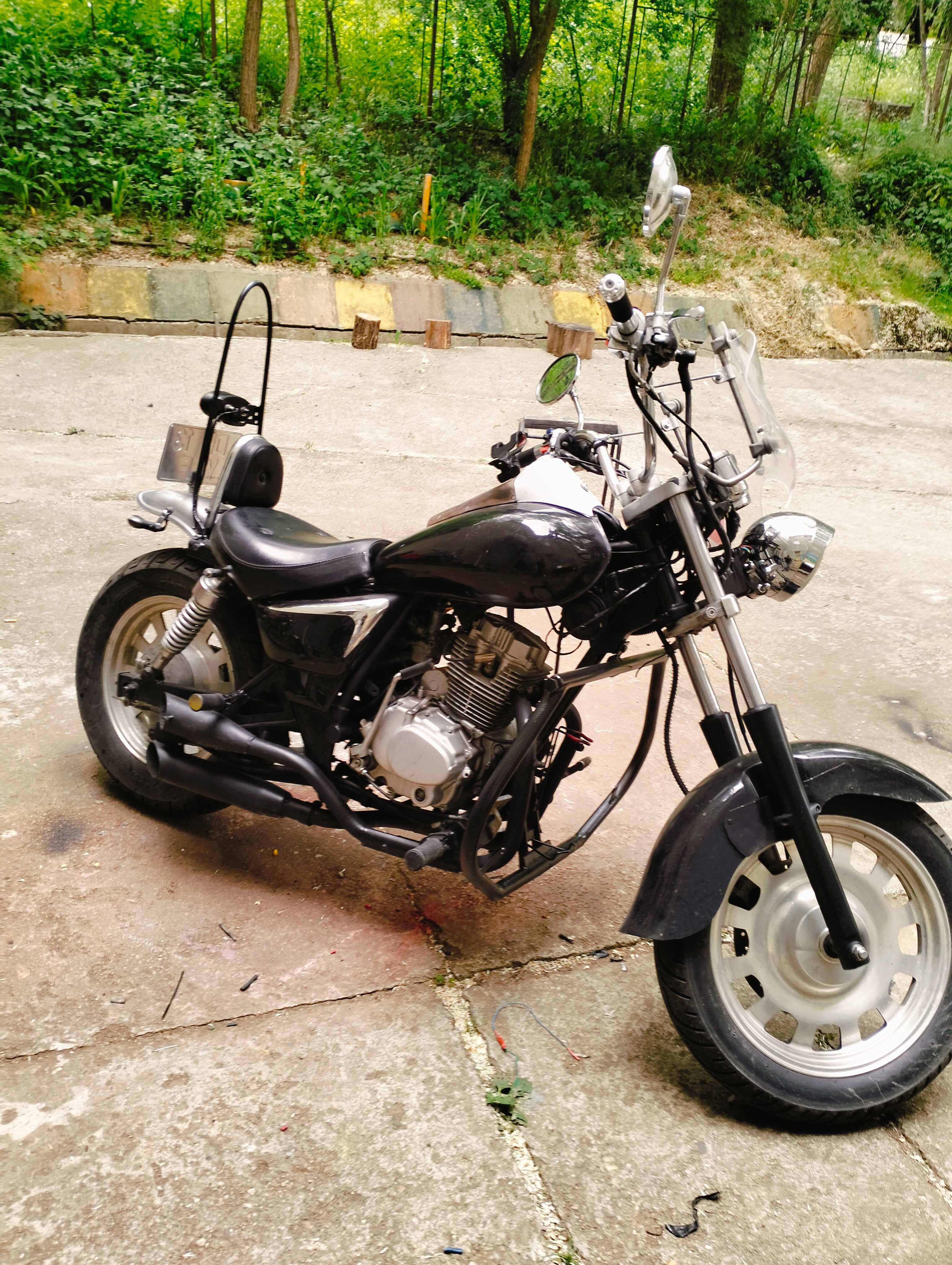 Motocicleta kinroad Xt 150 cc