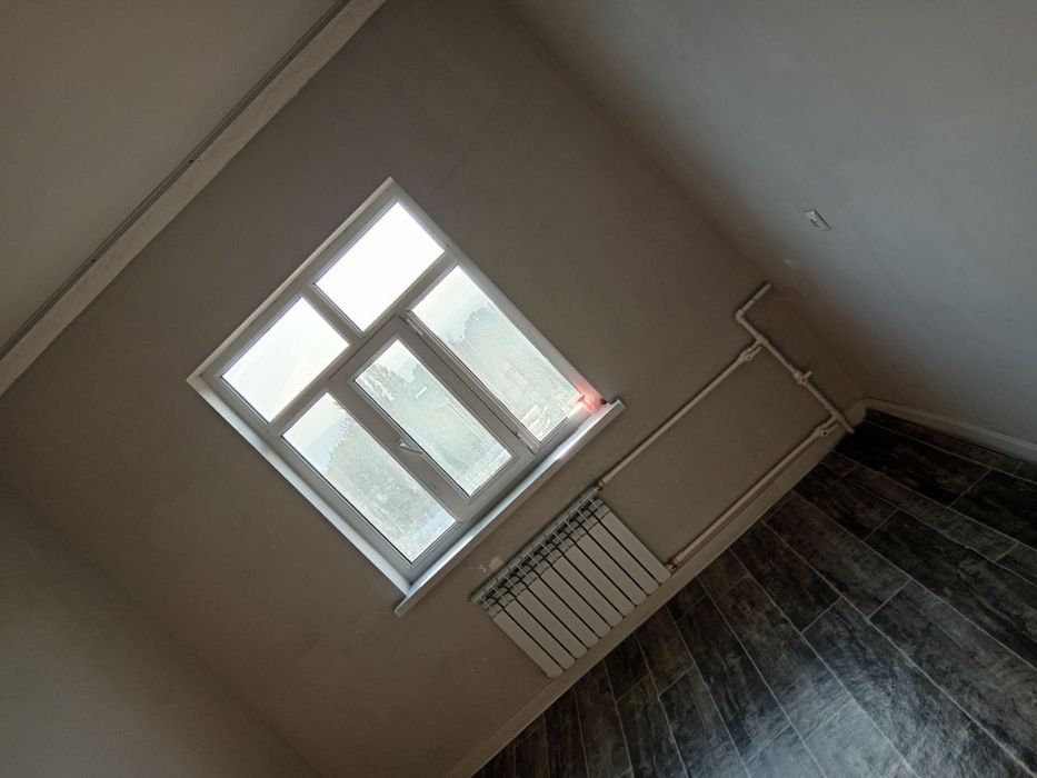 Срочно продаётся 2х ком кв в чирчике 5 этаж в нижнем новый план