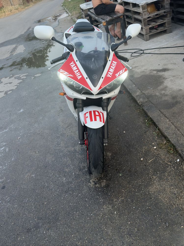 Yamaha R6 600 yzf