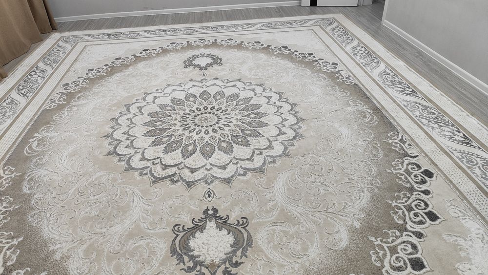 Продам ковёр. 4*5. Состояние отличное.