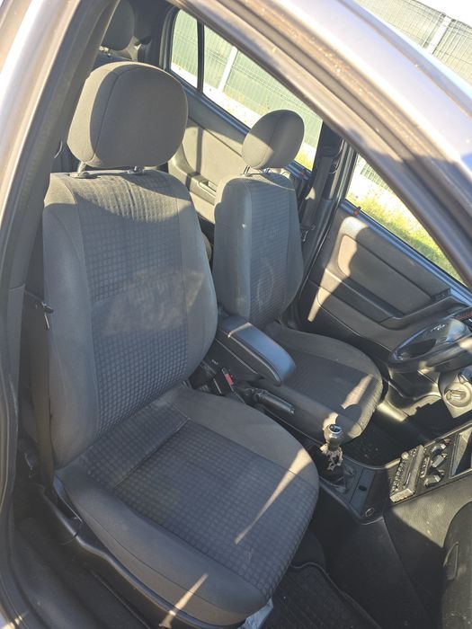 Plafon interior textil retapitat negru cu stalpi si scaune Opel Asta G