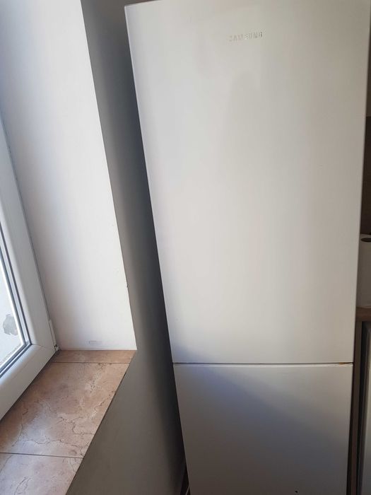 Хладилник Samsung