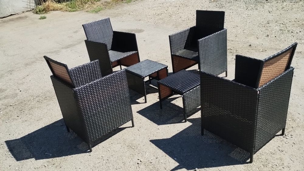 Set de fotolii cu tabureti de ratan preț 700 lei