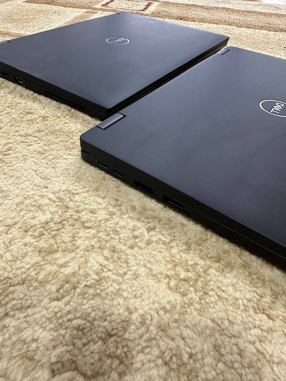 Ноутбук Dell 2-in-1 / экран 360 градуса / сенсорный