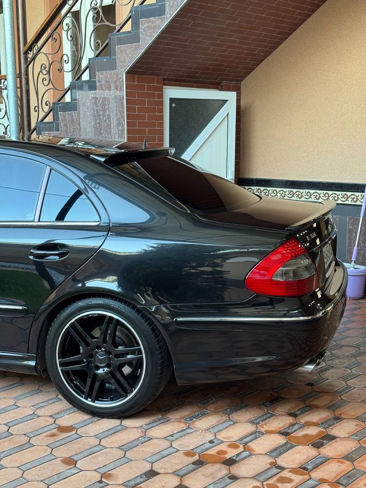 Mercedes-benz w211 6.3 obvesda