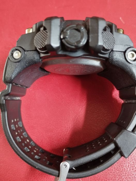 Часовник Casio G-SHOCK