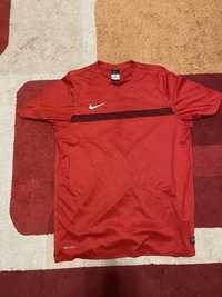 Tricou Nike marimea L