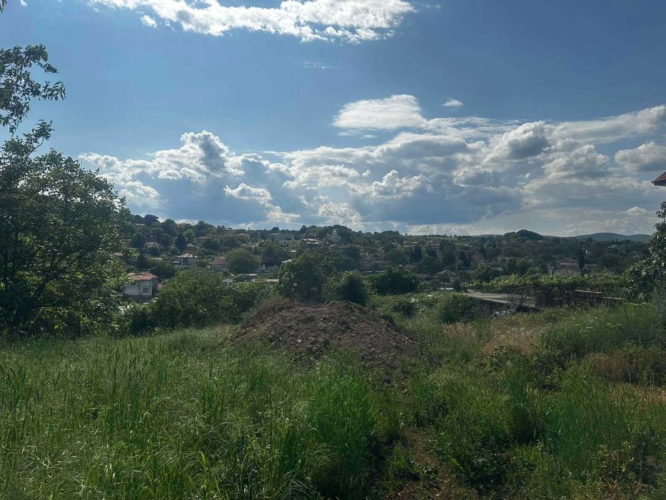 Панорамно дворно място в село Малка Верея