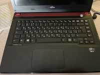 Ноутбук Fujitsu ,неисправный продам ,красного цвета