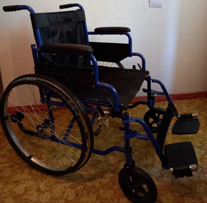 Коляска инвалидная