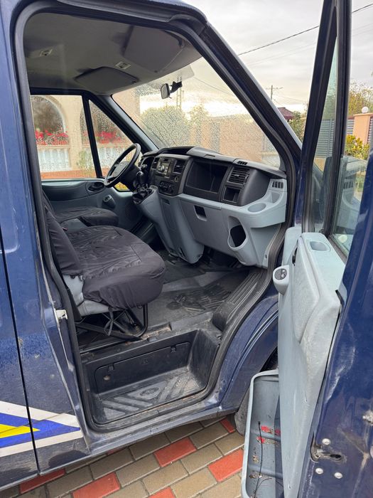 Ford tranzit 2.2