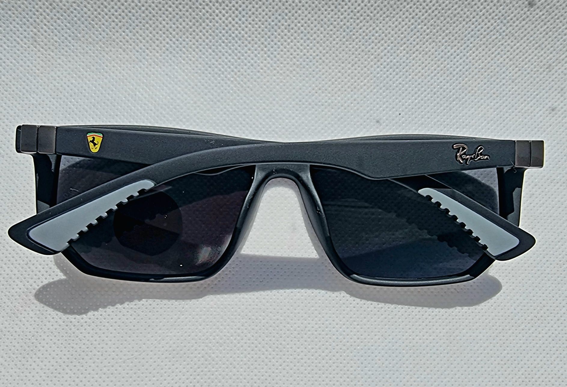 Ochelari de soare RayBan RB8371 Ferrari Edition