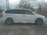 Kia      Carnival