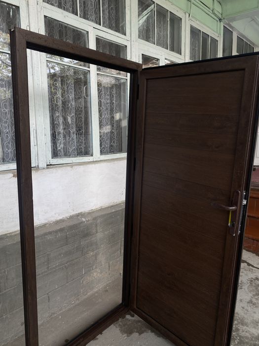 Продам дверь Akfa СРОЧНА!!!