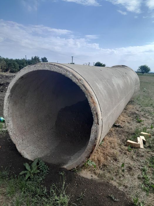 Tuburi din beton armat precomprimate