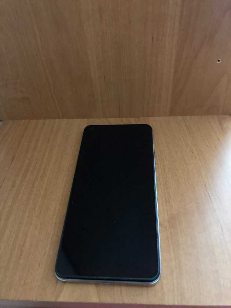 Xiaomi 11 Lite 5G NE Snowflake White 8GB RAM 128GB ROM Отличен