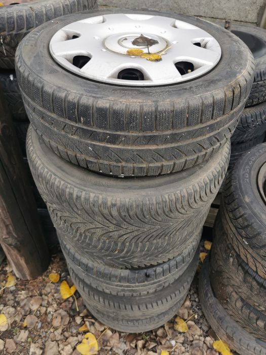Jante tabla R16 Golf 4 tabla 5x100 anvelope iarna