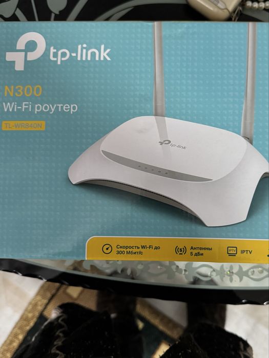 Срочно продам роутер новый