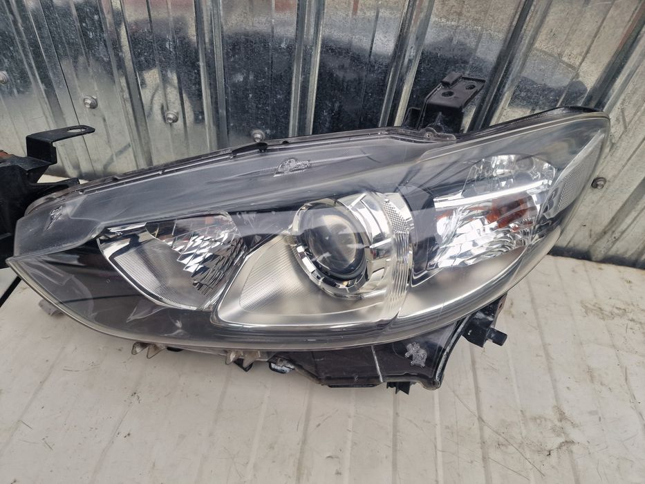 Far/faruri cu lupa  Mazda6 GJ ,an 2012-2015
