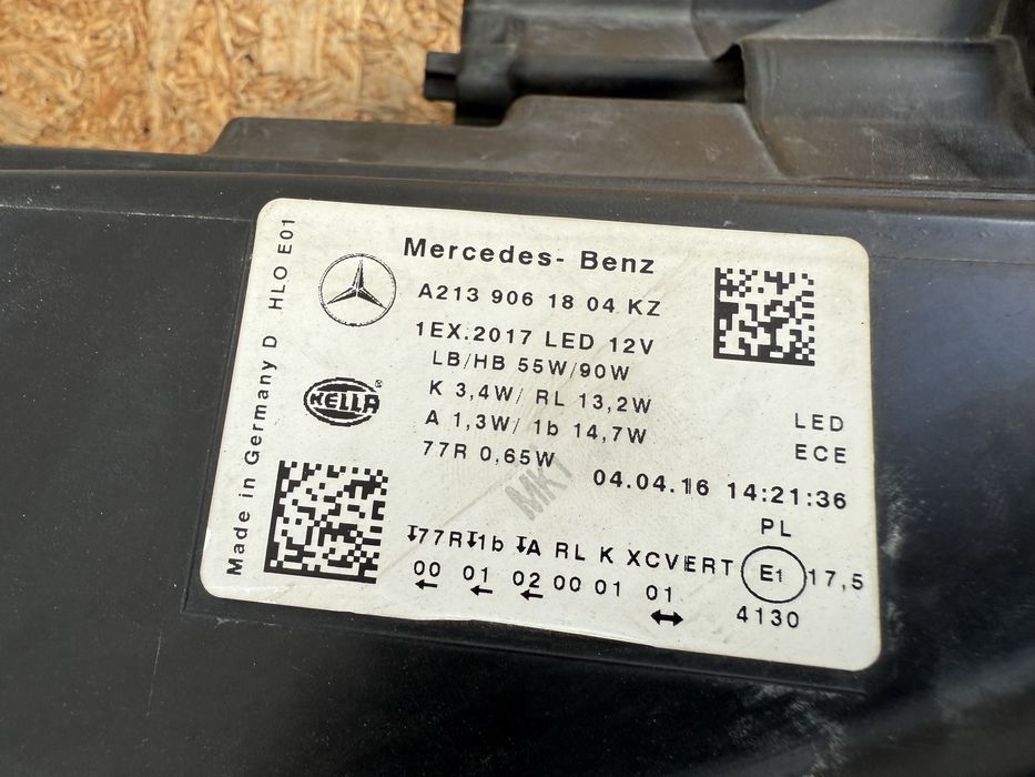 Far dreapta Mercedes E Class w213 Full LED MultiBeam Blue Line Origine