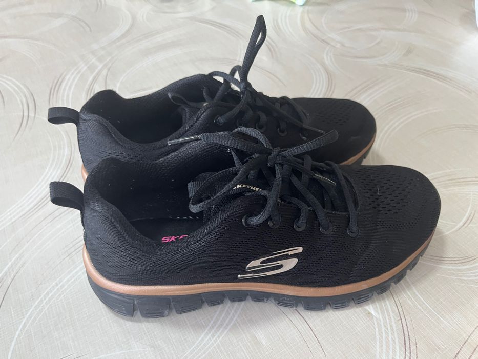 Маратонки Skechers