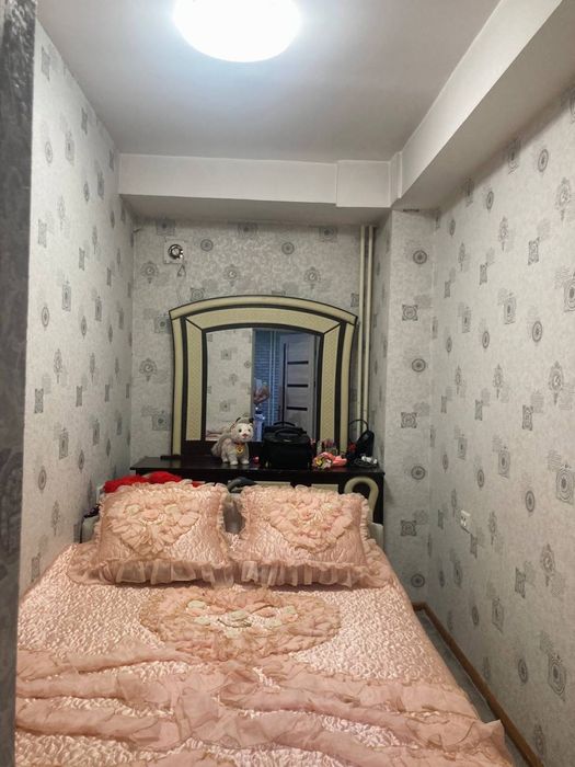 9 qavatli uy, 5 qavaqti, 1 xona 2 xona qilingan