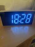 Radio ceas desteptator led urias